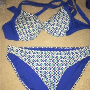 2 piece bathing suit